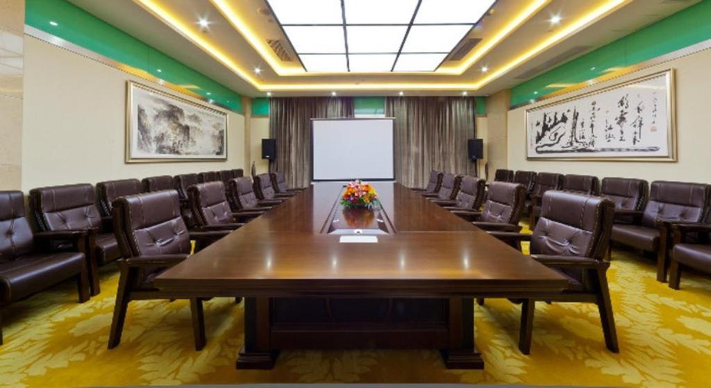 Haili Garden Hotel Гуанчжоу Экстерьер фото
